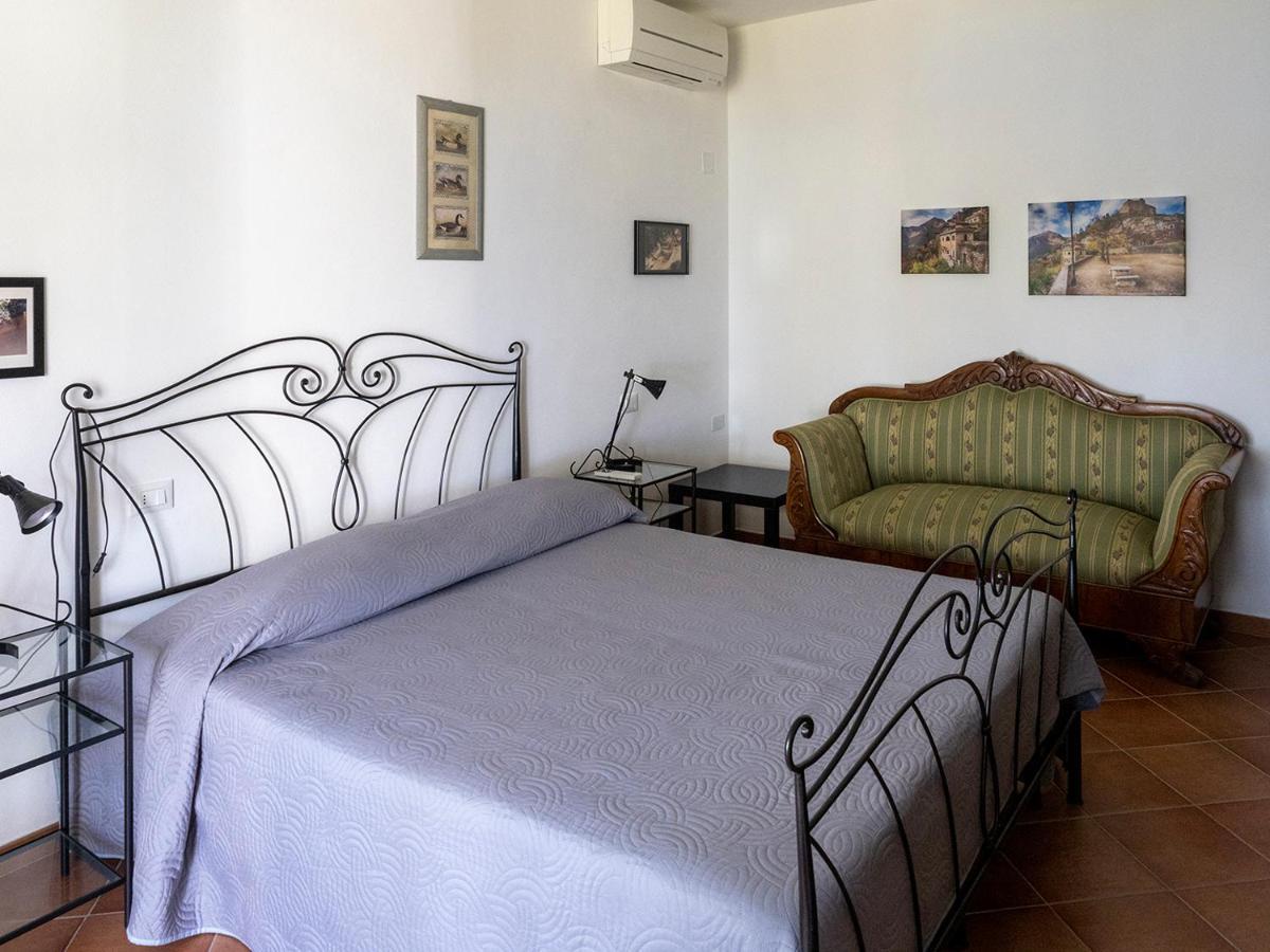 Bed and Breakfast Tra Gli Ulivi Pietra Ligure Exteriér fotografie