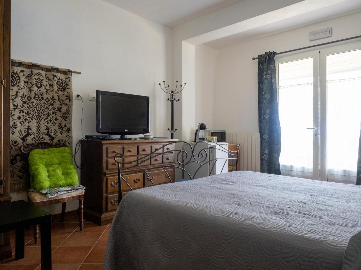 Bed and Breakfast Tra Gli Ulivi Pietra Ligure Exteriér fotografie