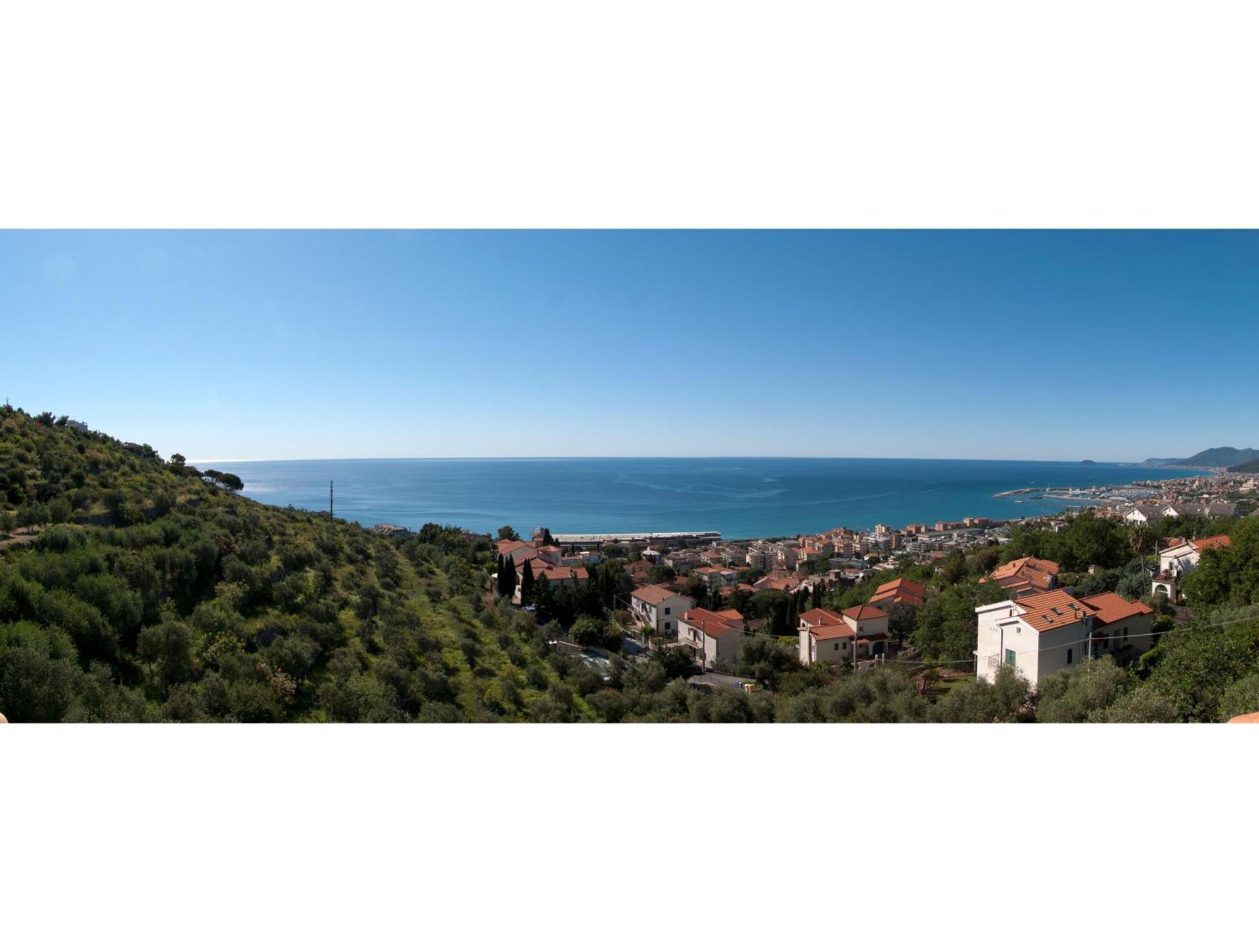 Bed and Breakfast Tra Gli Ulivi Pietra Ligure Exteriér fotografie