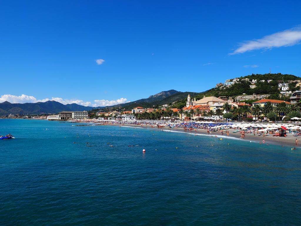 Bed and Breakfast Tra Gli Ulivi Pietra Ligure Exteriér fotografie