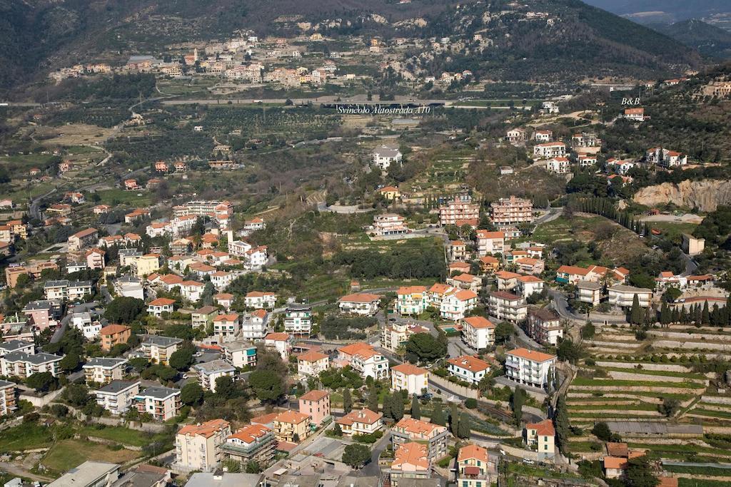 Bed and Breakfast Tra Gli Ulivi Pietra Ligure Exteriér fotografie
